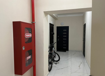 Nəsimi rayonu 28 may metrosunun yanı 3 otaqlı mənzil