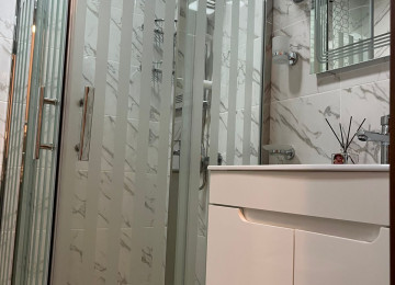 Nəsimi rayonu 28 may metrosunun yanı 3 otaqlı mənzil