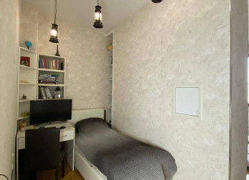 Nəsimi rayonu Rus səfirliyin yanında 28 may yanı Ulduz