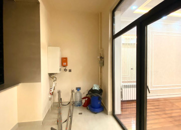 Nəsimi rayonu 28 may metrosunun yaninda Koala parkın yanı