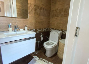 Nəsimi rayonu Rus səfirliyin yanında 28 may yanı Ulduz