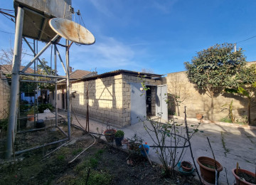 Zabrat qesebesinde tam maqistral yolun üstünde,bütün şəhər