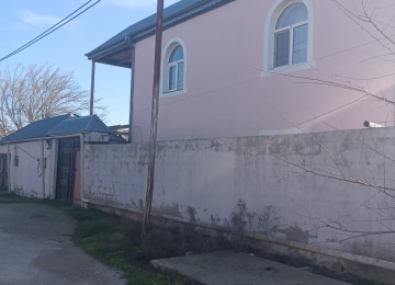 Məhəmmədli qəsəbəsi 4 sotda 240 kvm.7 otaqli,tam temirli ev