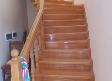 Məhəmmədli qəsəbəsi 4 sotda 240 kvm.7 otaqli,tam temirli ev