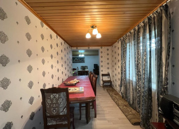 Ramani Sovxozla Gulculuyun kesişmesinde 10 sotda,300kvm.10