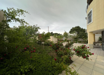 Ramani Sovxozla Gulculuyun kesişmesinde 10 sotda,300kvm.10