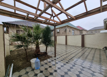 Məhəmmədli qəsəbəsi 2,5 sotda 110 kvm.3 otaqli,kursulu,tam