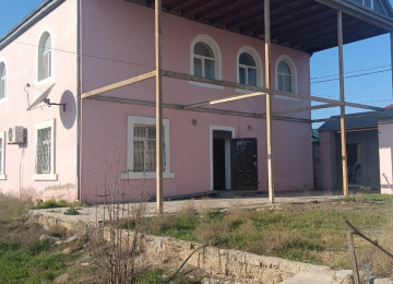 Məhəmmədli qəsəbəsi 4 sotda 240 kvm.7 otaqli,tam temirli ev