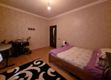 Məhəmmədli qəsəbəsi 2,5 sotda 110 kvm.3 otaqli,kursulu,tam