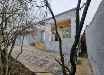 Zabrat qesebesi məktəbə ,marşruta yaxin 4 sotda 150