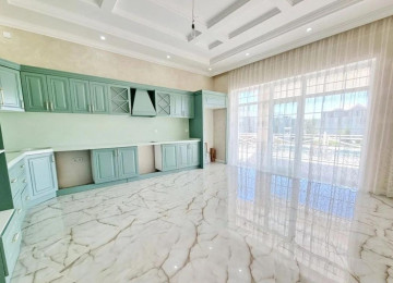 Merdekanda Qowa qalanin arxasi 11 sot kupcali 500 kv 7 otaq