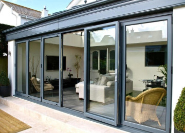 Altek şirkəti olaraq müştərilərimizə hər cür şüşələnmə