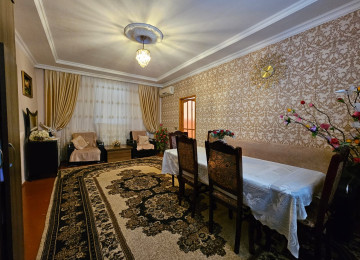 XIRDALANDA MERKEZI YOLA YAXIN 4OTAQ 1STUDYA METBEXT DAXIL