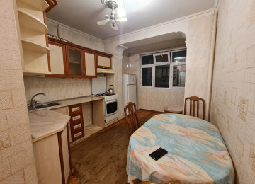 Xırdalanda, Heydər parkına yaxın, piyada 5 dəqiqəlik