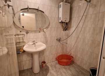 Xırdalanda, Heydər parkına yaxın, piyada 5 dəqiqəlik