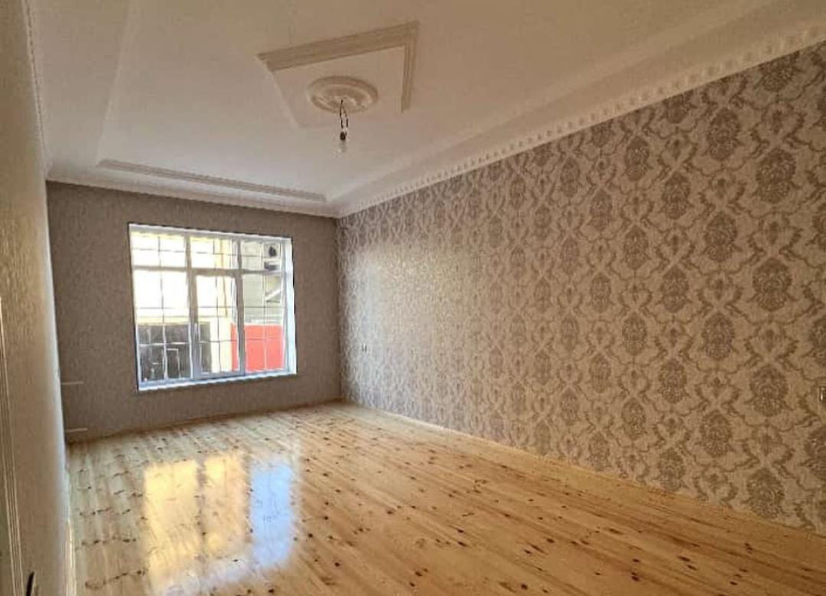 heyet evi satilir Suraxanı rayonu Hövsan qes. maşın bazarın arxasında 2.5