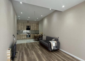 Xırdalan şəhəri,Mehdi Hüseynzadə küçəsində,Trend yolun