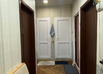 Xətai rayonu Babək prospektində 9 mərtəbəli binanın 6-cı