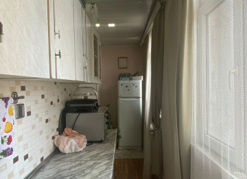 Xətai rayonu Babək prospektində 9 mərtəbəli binanın 6-cı