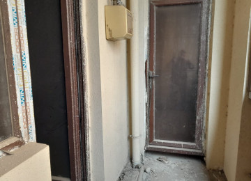 Şəhərin mərkəzində Nəsimi rayonu Mirəli Qaşqay 24 kücəsində