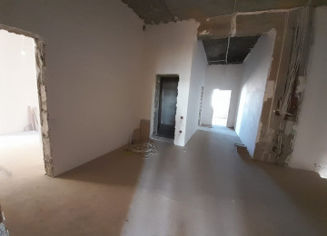 Şəhərin mərkəzində Nəsimi rayonu, Nəsimi bazarın yanında,