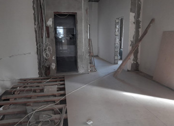 Şəhərin mərkəzində Nəsimi rayonu, Nəsimi bazarın yanında,