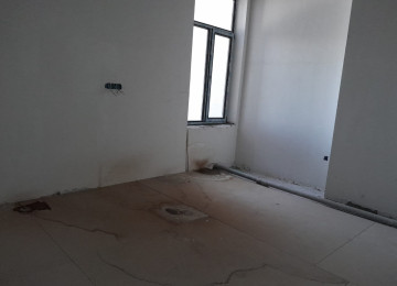 Şəhərin mərkəzində Nəsimi rayonu, Nəsimi bazarın yanında,