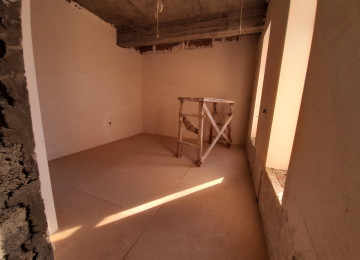 Şəhərin mərkəzində Nəsimi rayonu, Nəsimi bazarın yanında,