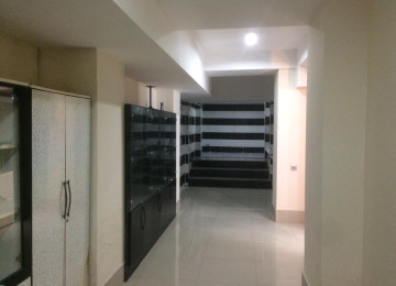 Obyekt satılır Zirzemi te'mirli 9 mikrorayon, Mir Celal