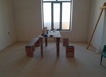 Şəhərin mərkəzində Nəsimi rayonu, Nəsimi bazarın yanında,