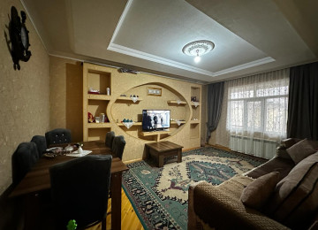 Ramana Gülçülükdə 2 sotda 90kvm.3 otaqli olan ev təcili