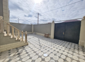 Zabrat Mehemmedli yolu 2 sotda 120 kvm.4 otaqli ev