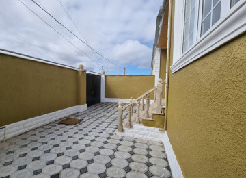 Zabrat Mehemmedli yolu daireye catmamis 2 sotda 120 kvm.4