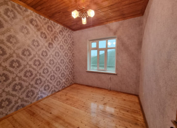 Zabrat 1 qesebsinde 118B marşurut yoluna yaxin mesafede 2