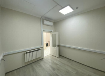 EKSKLUZİV ... İcarə ... Anbar Sahəsi Təklif Olunur !