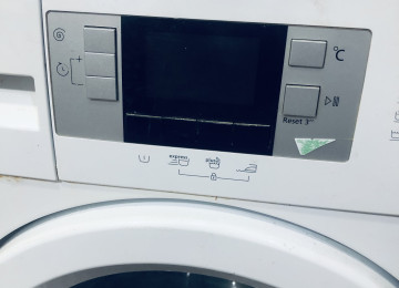 7 kq BEKO paltaryuyandır.Böyük ekranı var.Tam işlek