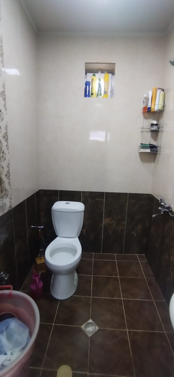 YASAYISLI EV SATILIR!Zabrat qes.307 sayli mektebe yaxin 2