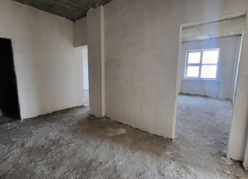 Azadlıq prosbekti 82 də 28 may metrosunun yanında.Yeni