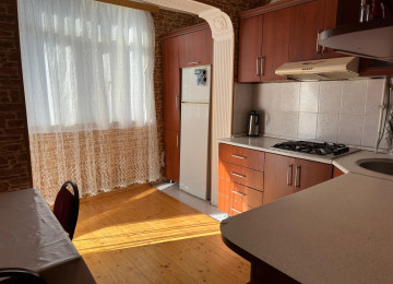 Xətai rayonu Köhnə Günəşli qəsəbəsi MEQASTOR üst