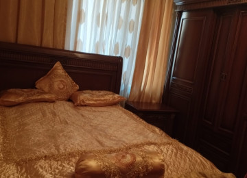 Yeni Günəşli, D Massivində, Tam Əşyalı, 2 otaqlı mənzil