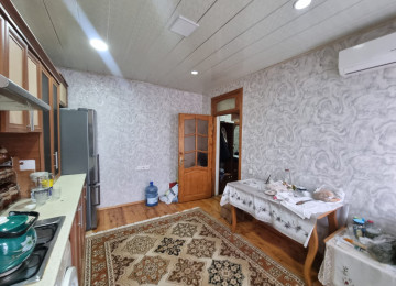 Zabrat 1 qesebesinde merkeze yaxın yerdə,marşurut