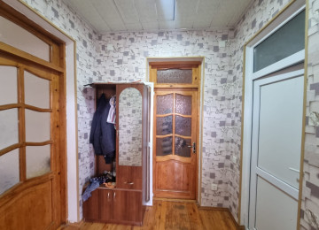 Zabrat 1 qesebesinde merkeze yaxın yerdə,marşurut