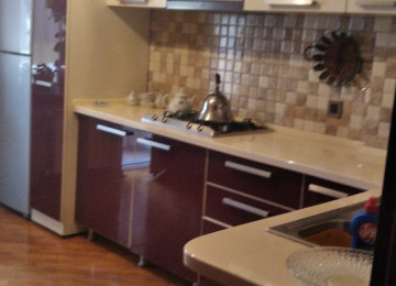 Xlrdalan kOHNE BAZARIN YANI 2 Otaq 3 ce duzelme Menzlin