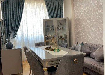 Mənzil-Xırdalan şəhərinin mərkəzində,Köhnə bazarın