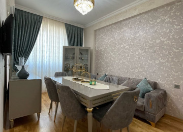 Mənzil-Xırdalan şəhərinin mərkəzində,Köhnə bazarın