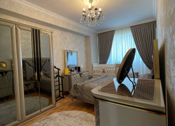 Mənzil-Xırdalan şəhərinin mərkəzində,Köhnə bazarın