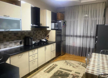 TƏCİLİ !!!Xətai rayonu General Şıxlinski küçəsi,Şəhərə VƏ