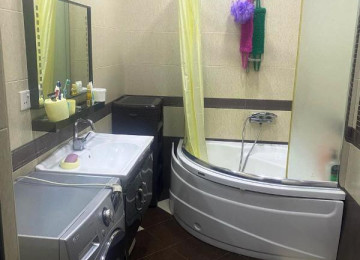 TƏCİLİ !!!Xətai rayonu General Şıxlinski küçəsi,Şəhərə VƏ