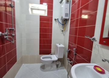 Zabrat qesebesinde marşurut yoluna lap az mesafede,teze