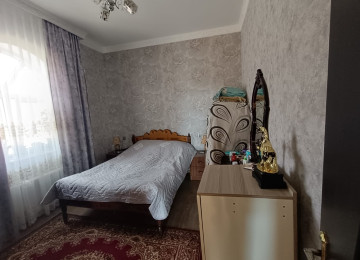 Savalan yasayis massivi 139 sayli marsrut yolundan 200 metr